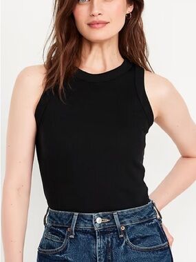 NWT Old Navy Snug Cropped Tank Top